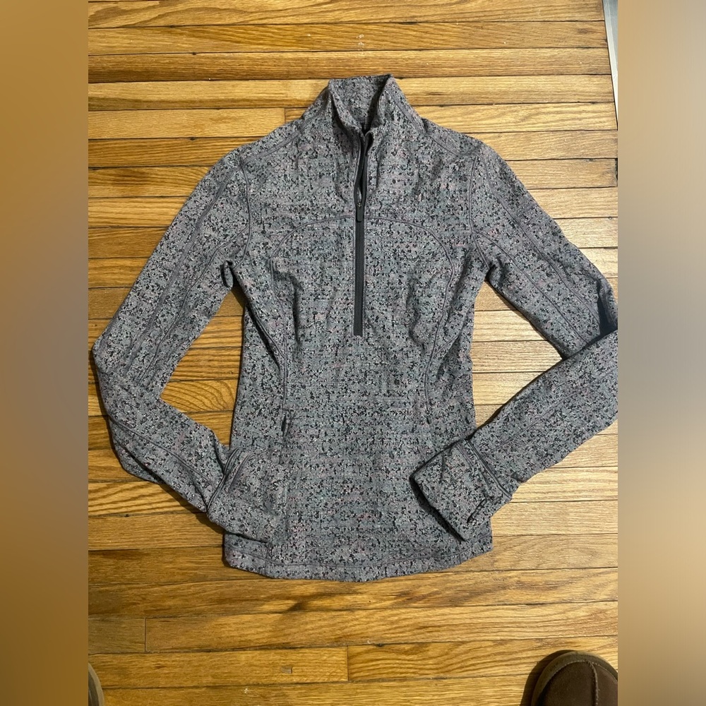 Lululemon Run Brisk Jacket 🍋
